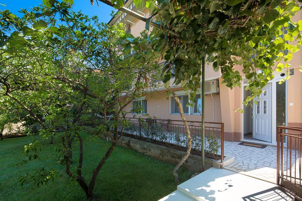 Apartment Mistovic Kotor Luaran gambar